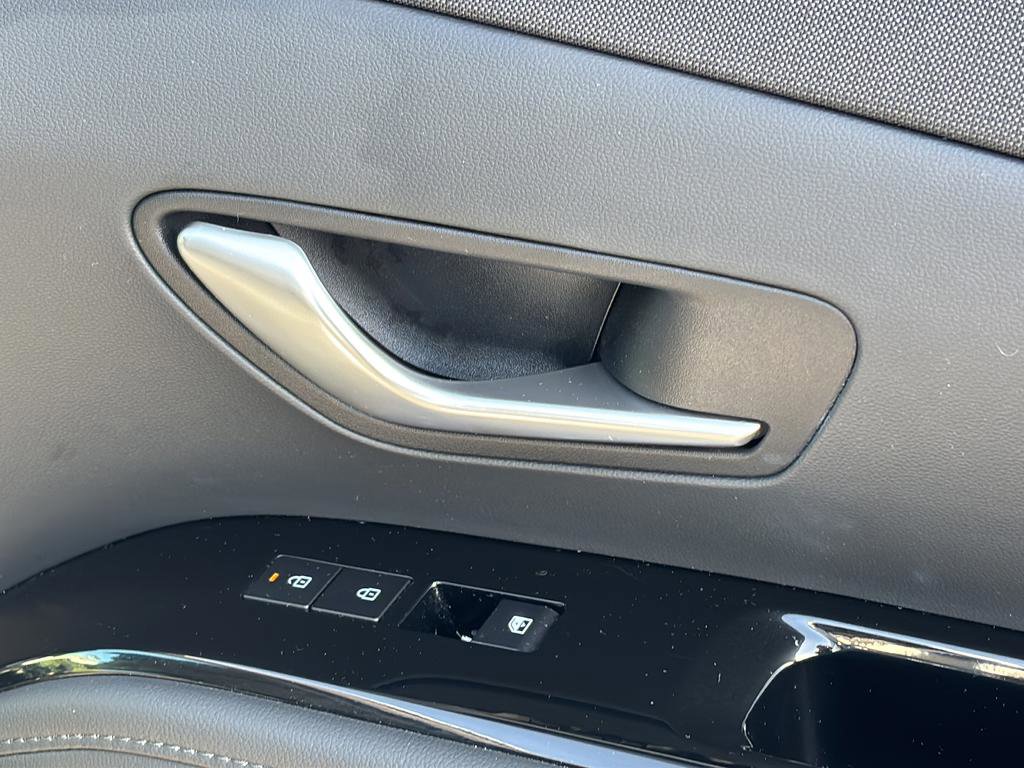 Certified 2025 Hyundai Tucson Limited image 39