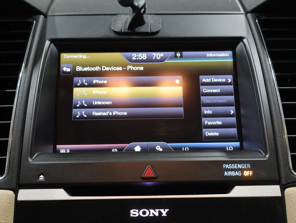 Used 2015 Ford Taurus Limited w/ Equipment Group 301A AWD/4WD image 30