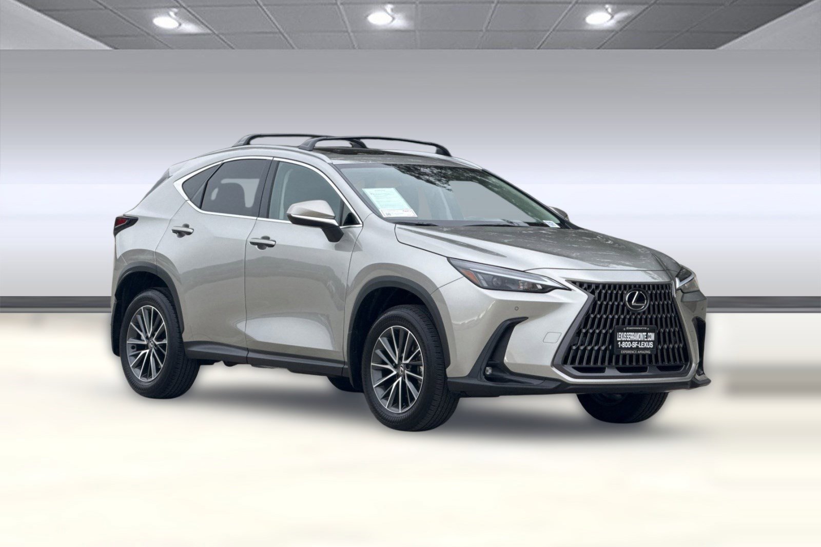 Used 2025 Lexus NX 350h AWD w/ Premium Package image 7