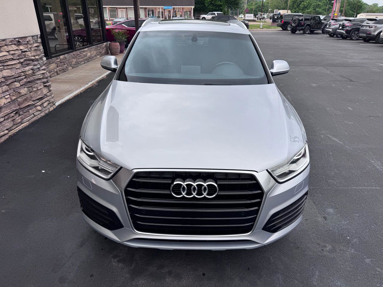Used 2018 Audi Q3 2.0T Premium w/ Convenience Package FWD image 10