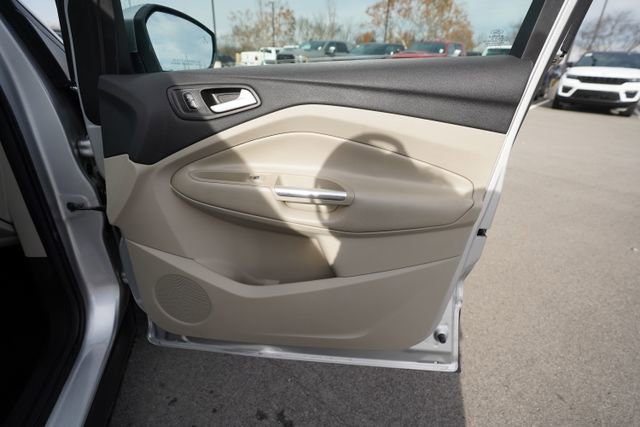 Used 2017 Ford Escape Titanium image 20