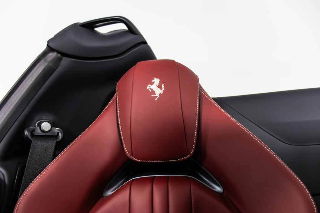Certified 2023 Ferrari 812 GTS RWD image 55