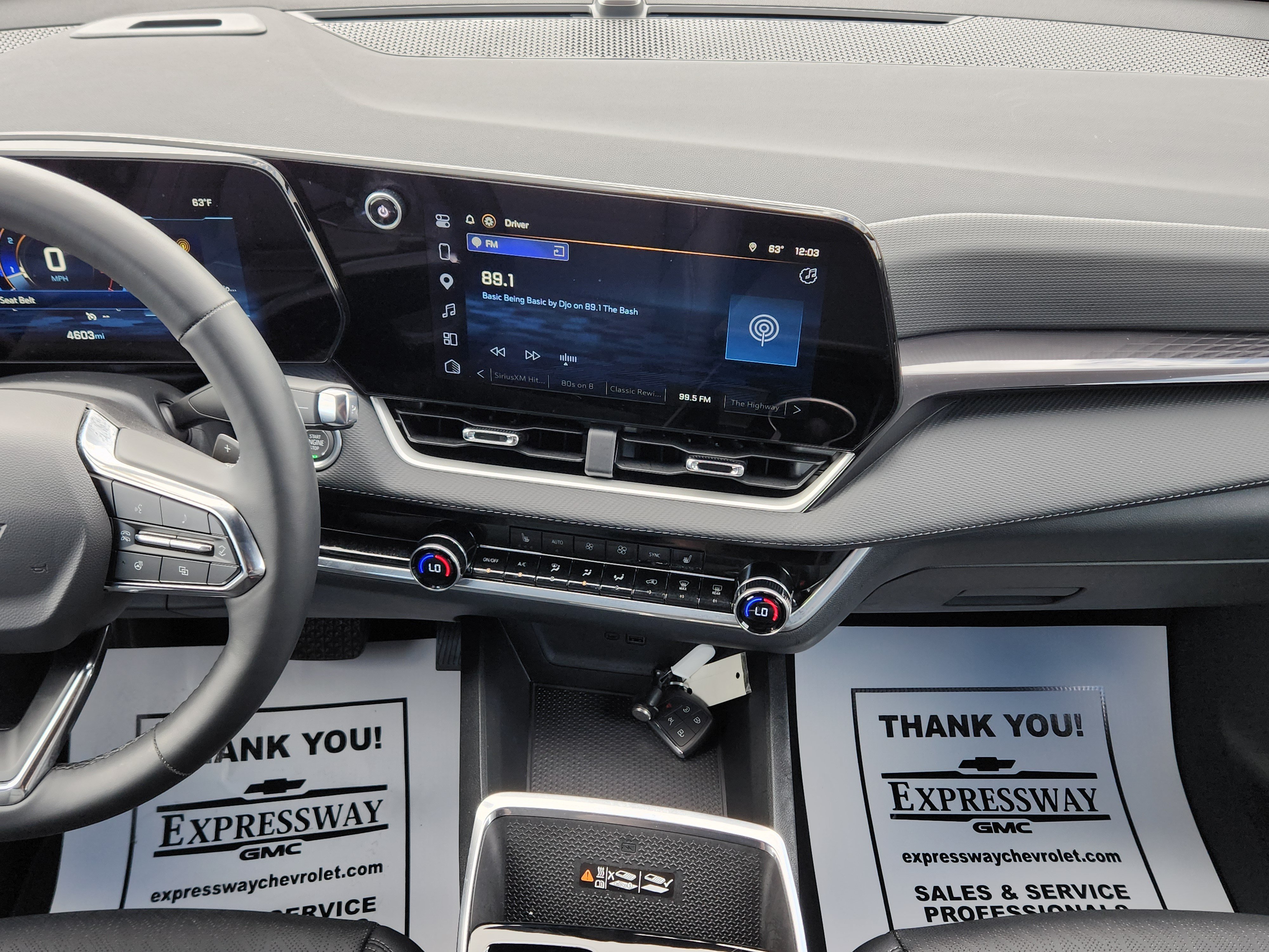 Used 2026 Chevrolet Equinox LT w/ Convenience Package II FWD image 18