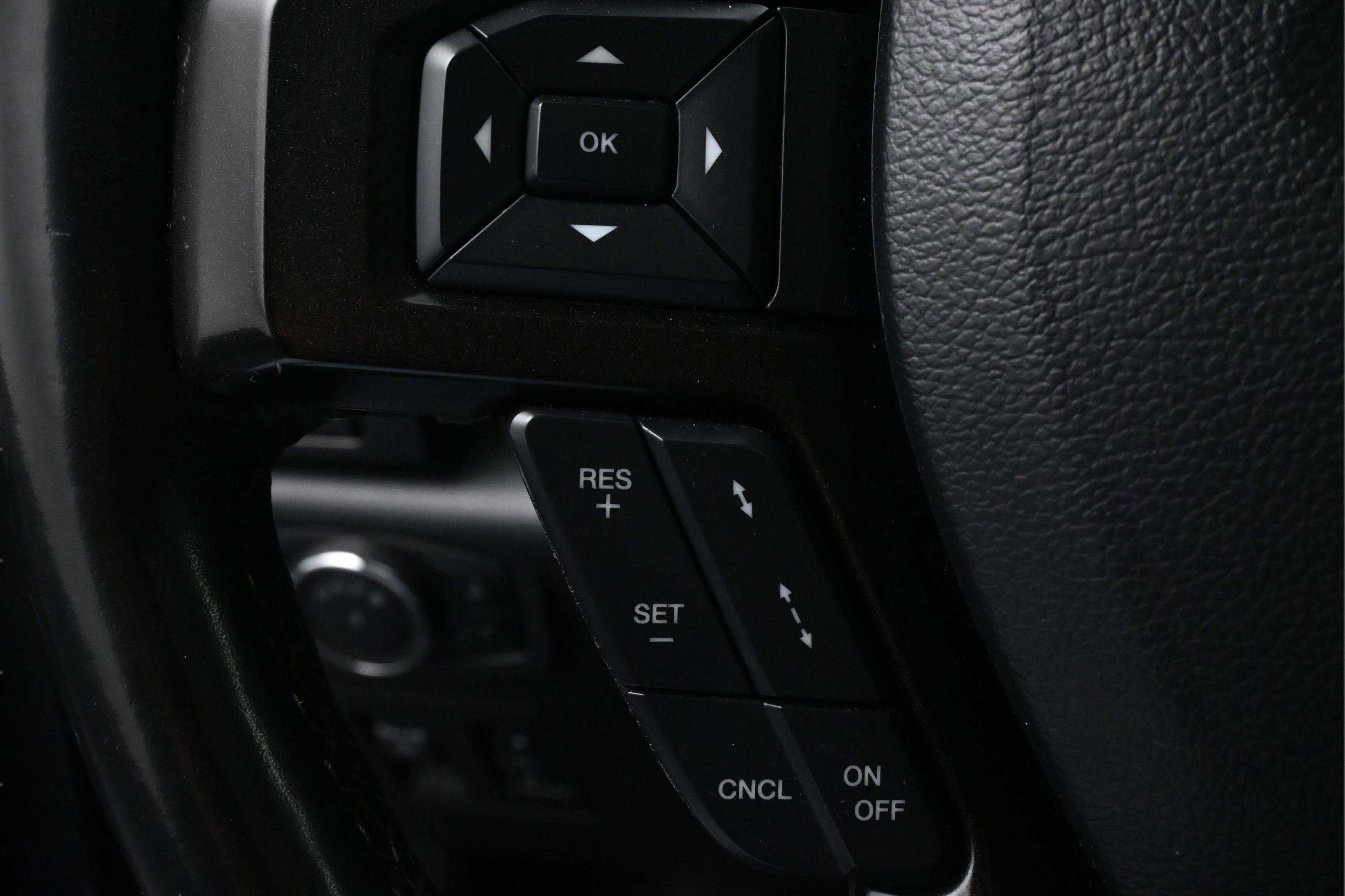 Used 2020 Ford Expedition Limited w/ Texas Edition Package RWD image 18