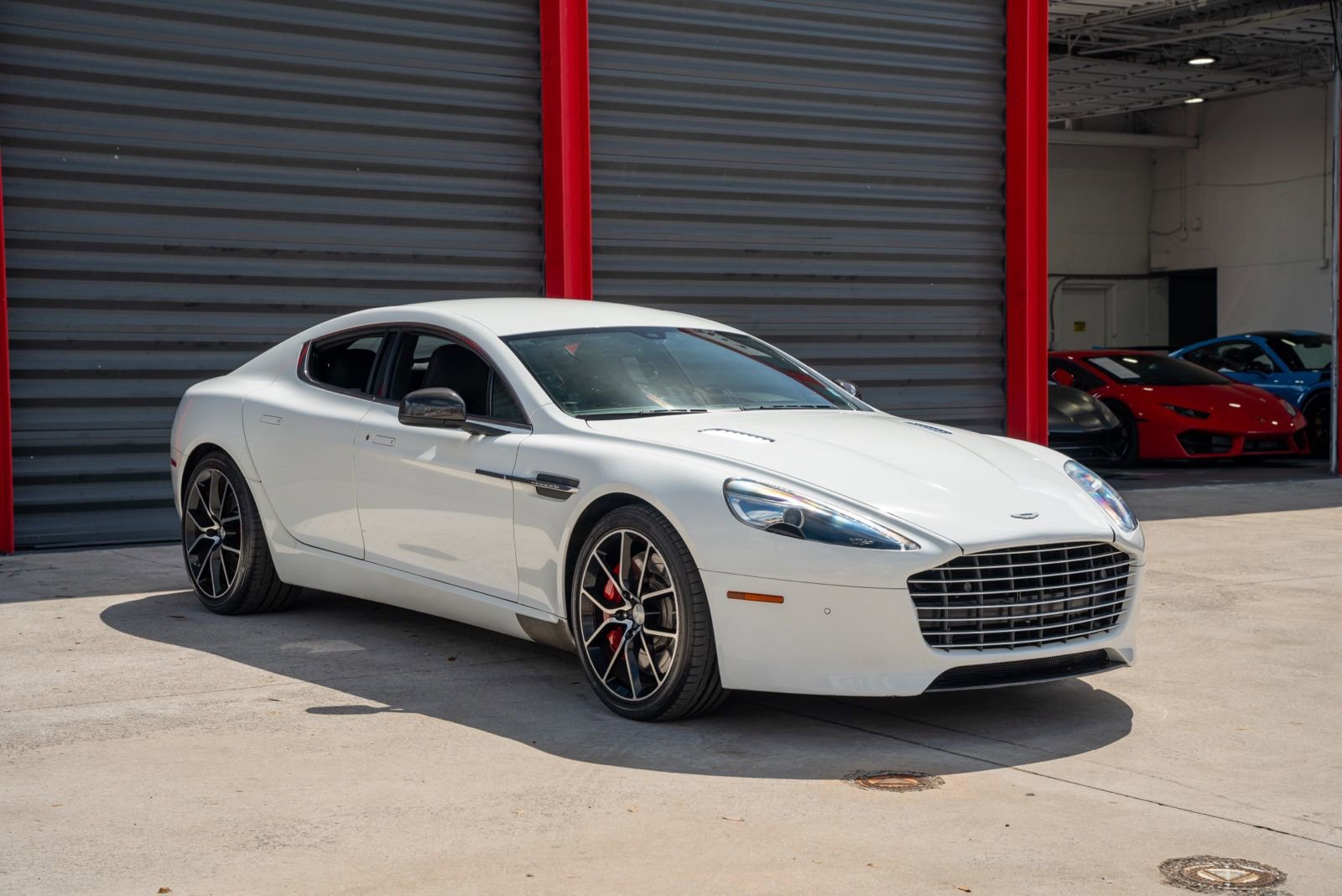 Used 2015 Aston Martin Rapide S image 3
