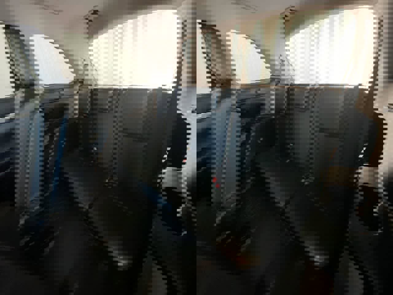 Used 2018 Toyota Highlander SE image 24