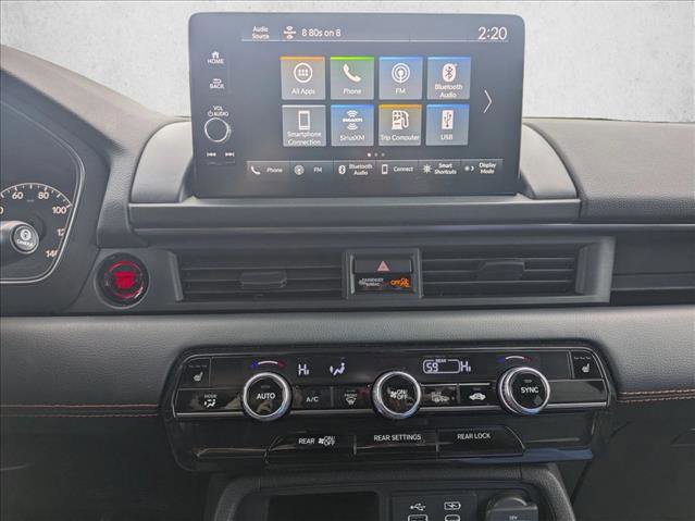 Used 2025 Honda Pilot TrailSport image 14