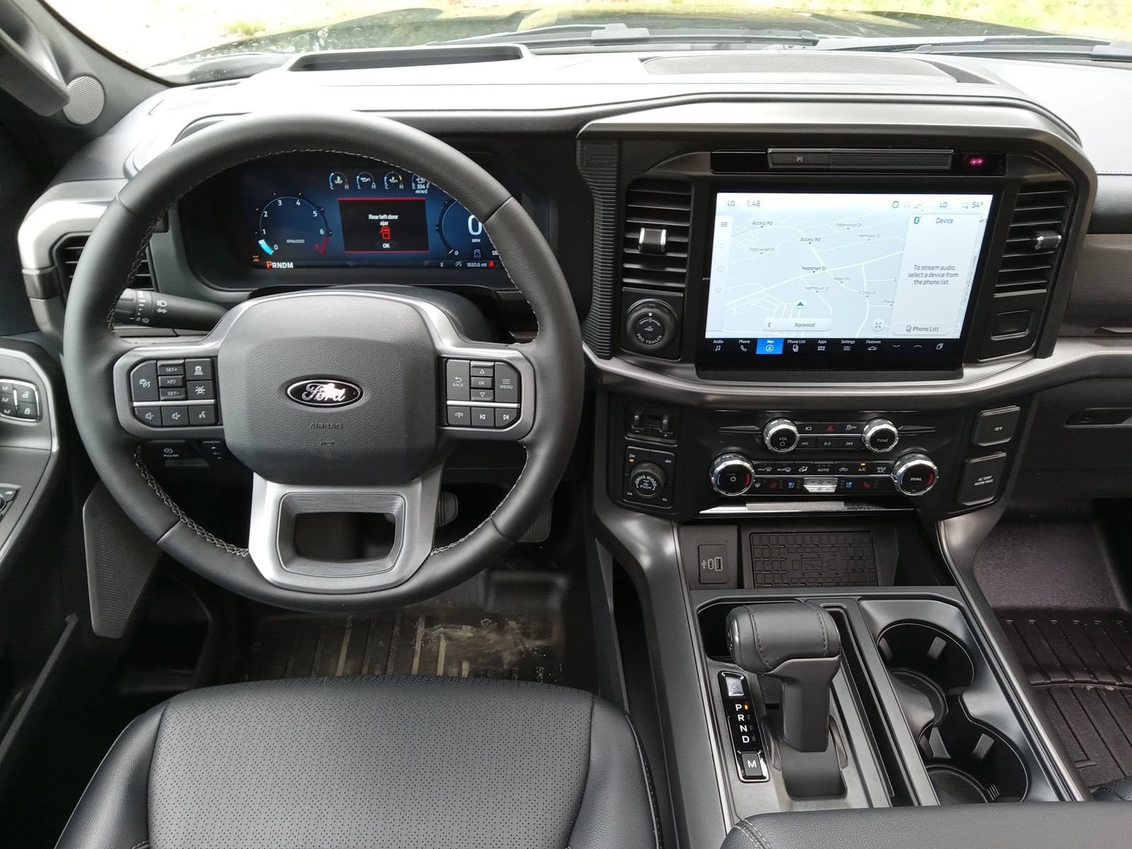 Used 2025 Ford F150 Lariat w/ Equipment Group 502A High AWD/4WD image 17