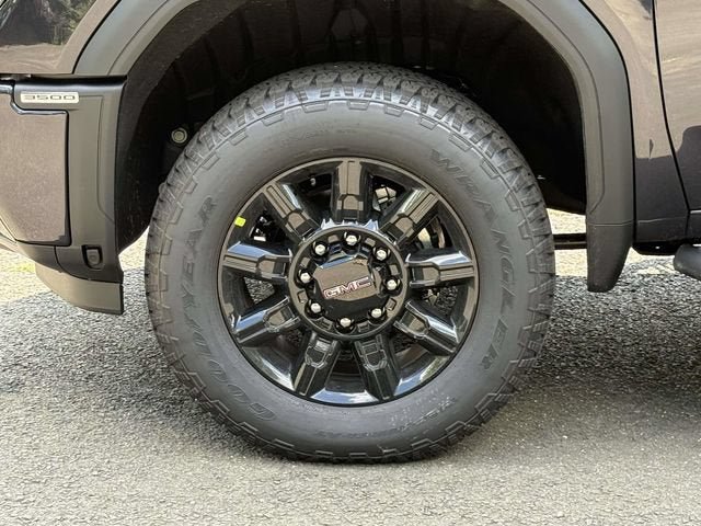 New 2026 GMC Sierra 3500 AT4 AWD/4WD image 8