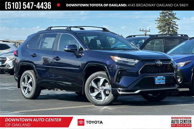 Used 2025 Toyota RAV4 SE