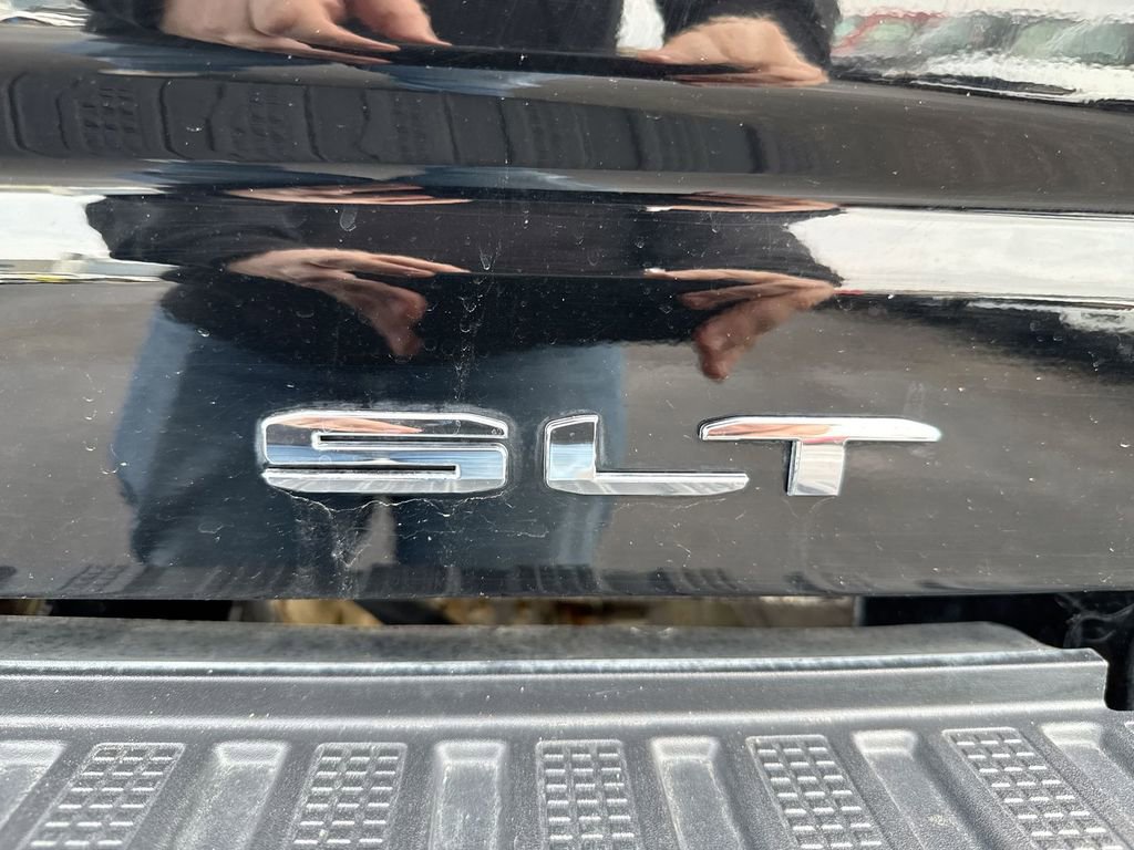 Used 2024 GMC Sierra 2500 SLT image 25