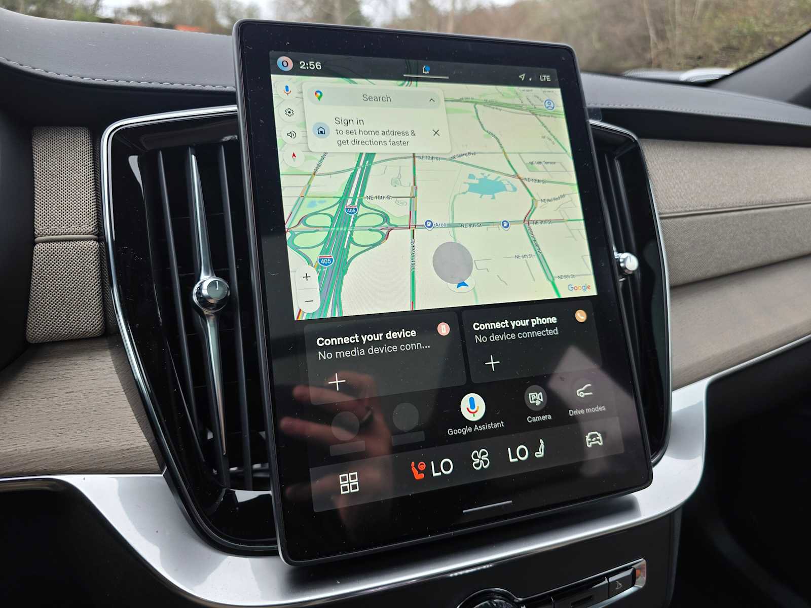 New 2026 Volvo XC90 T8 Plus w/ Protection Package Premier image 28