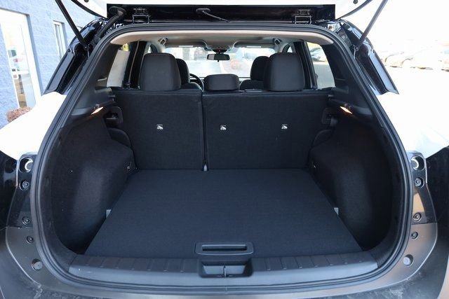 New 2026 Nissan Kicks SV w/ SV Premium Package FWD image 25