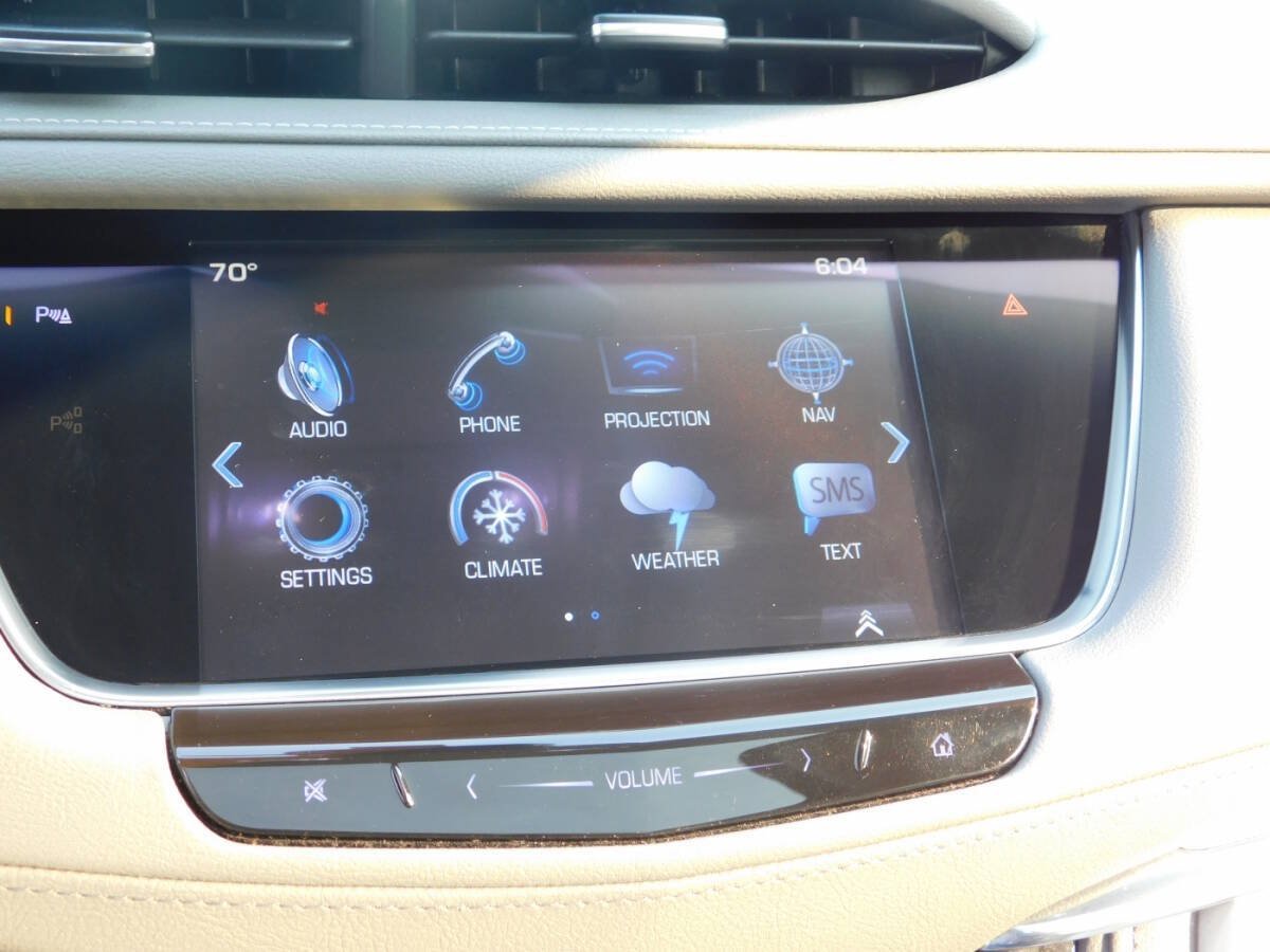 Used 2017 Cadillac XT5 Luxury w/ Driver Awareness Package AWD/4WD image 20