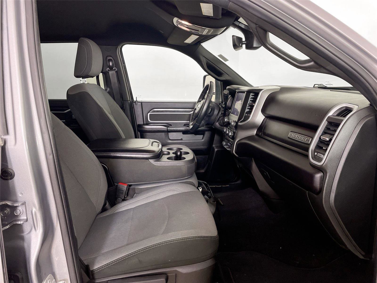 Used 2024 RAM 2500 Big Horn AWD/4WD image 25