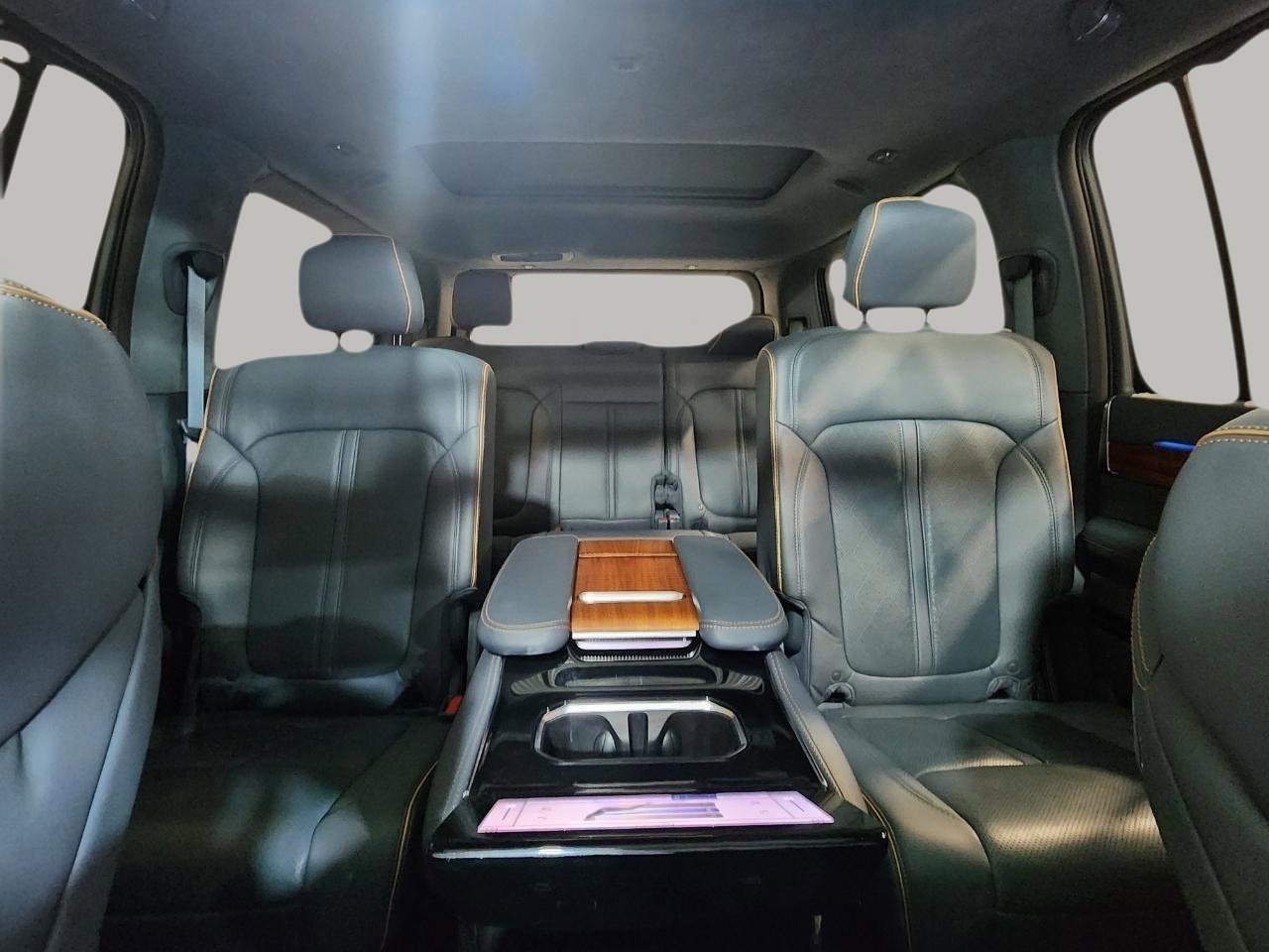 Used 2022 Jeep Grand Wagoneer Series II w/ Premium Group II image 30