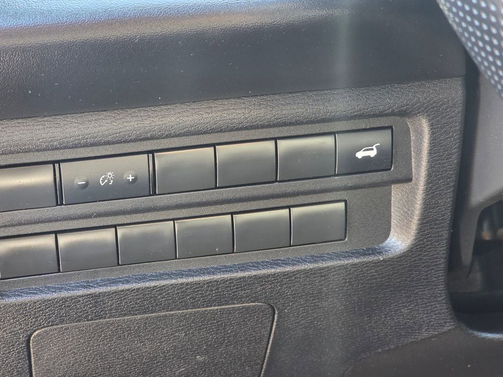 Used 2024 Mitsubishi Outlander SE image 15