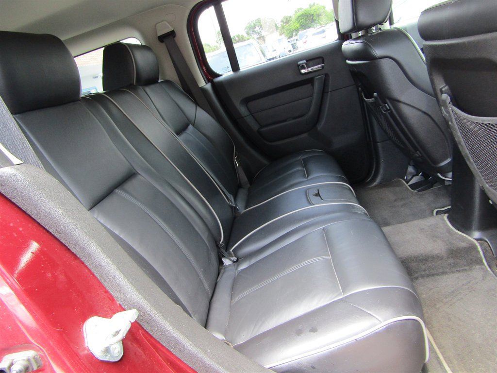 Used 2007 HUMMER H3 AWD/4WD image 6