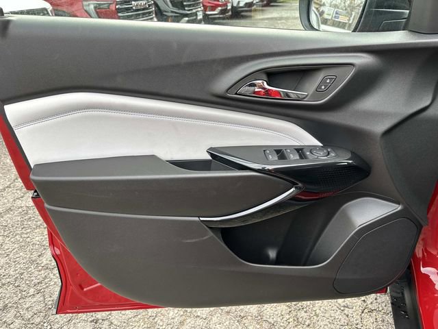 New 2026 Chevrolet Trax LT w/ Driver Confidence Package image 8