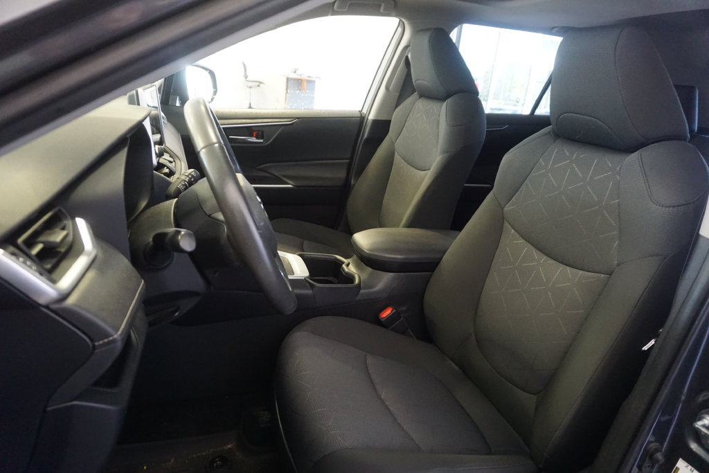 Used 2023 Toyota RAV4 XLE w/ Convenience Package AWD/4WD image 19