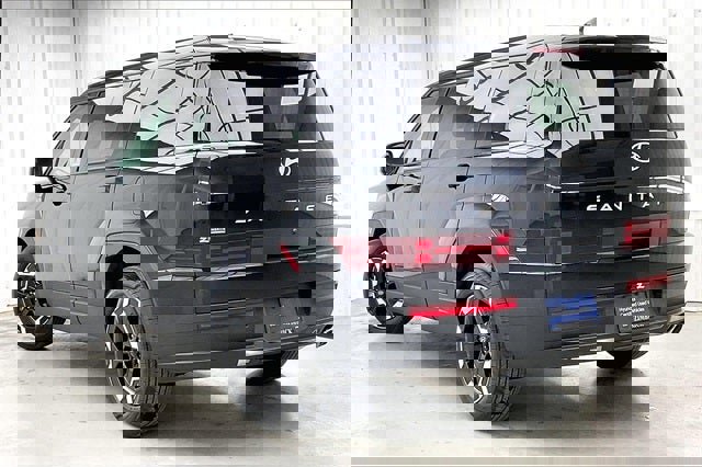 Certified 2025 Hyundai Santa Fe SE image 11