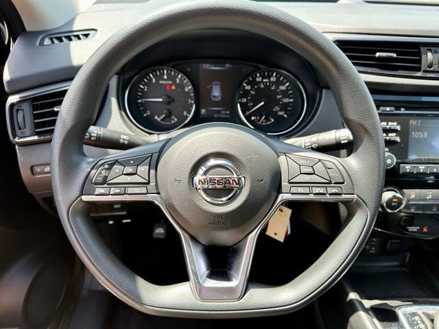 Used 2018 Nissan Rogue Sport S w/ S Appearance Package FWD image 28
