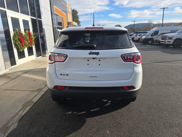 New 2026 Jeep Compass Latitude image 5