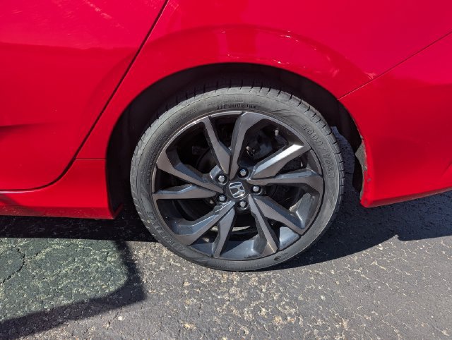 Used 2019 Honda Civic Sport image 18