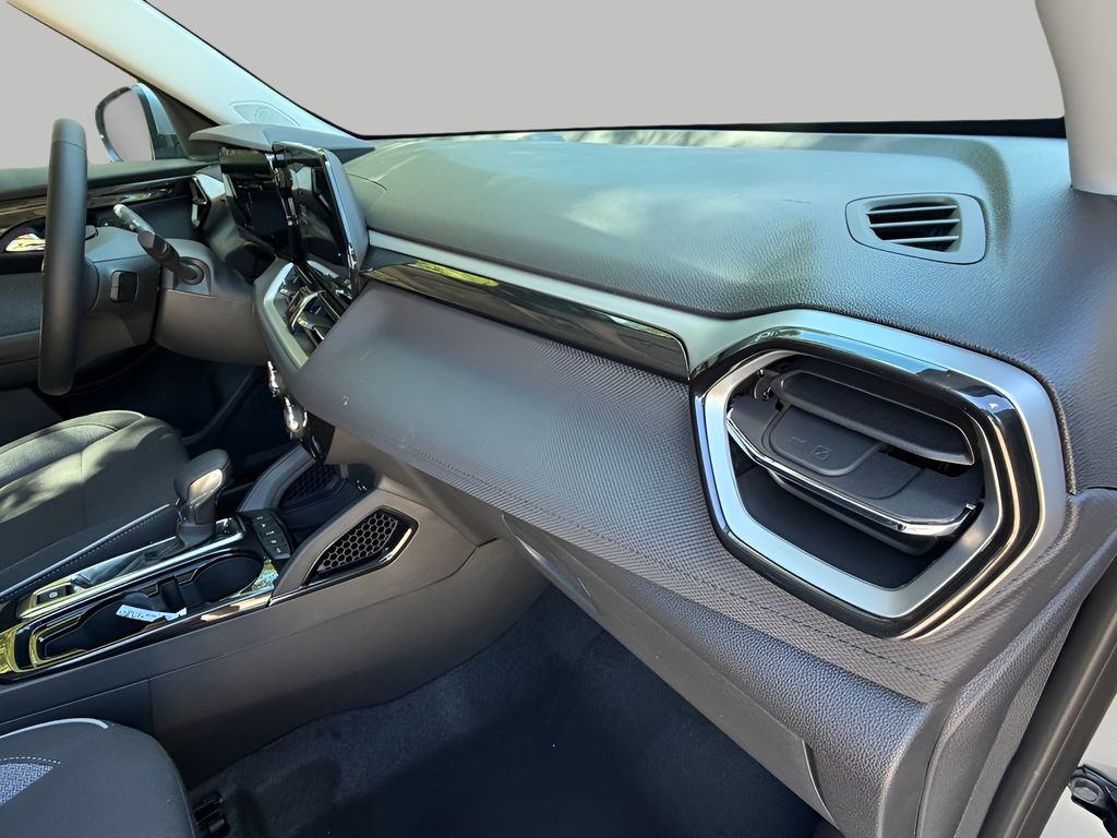 New 2026 Chevrolet TrailBlazer LT w/ LT Cold Weather Package AWD/4WD image 10
