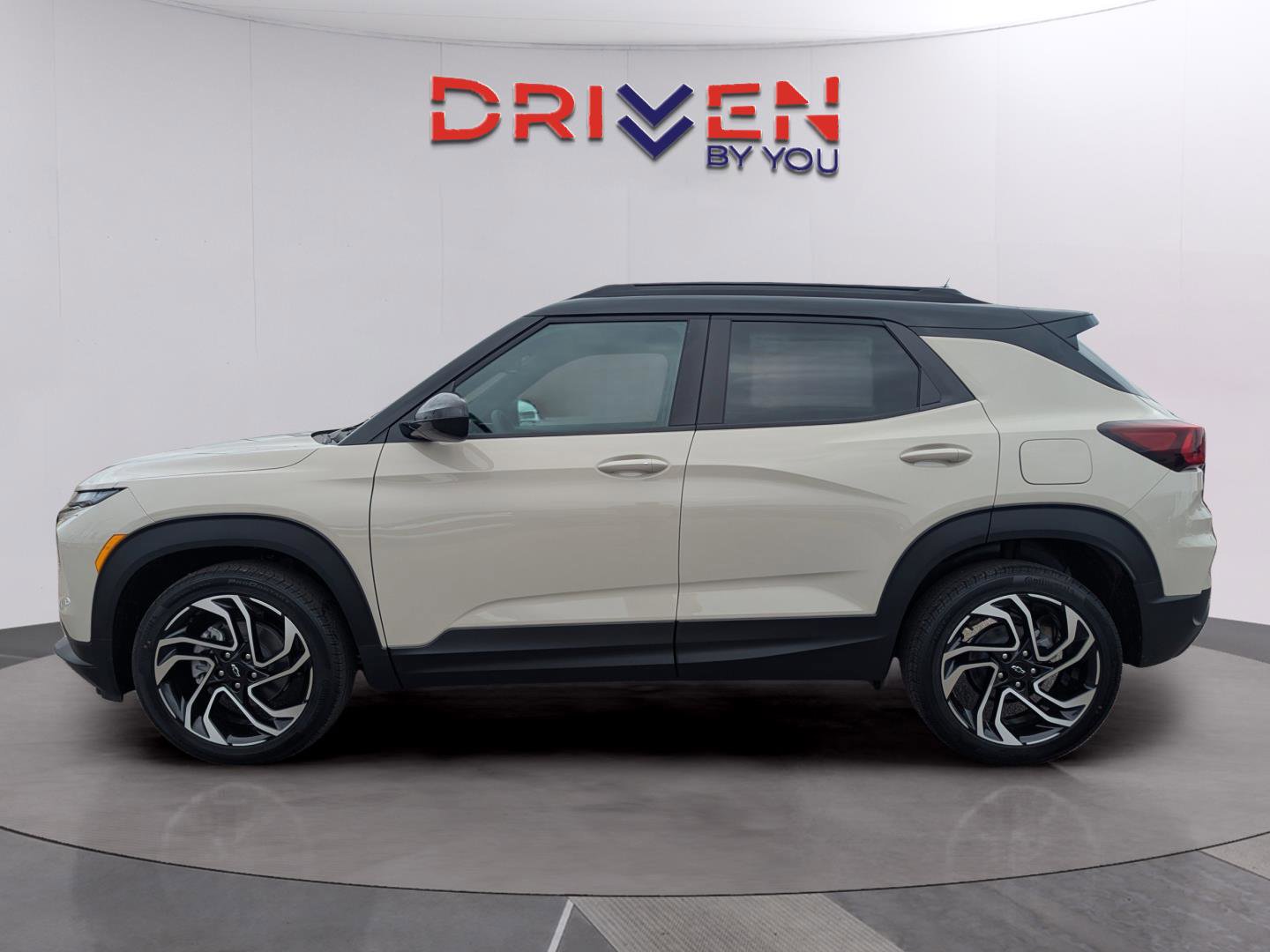 New 2026 Chevrolet TrailBlazer RS w/ Convenience Package image 2