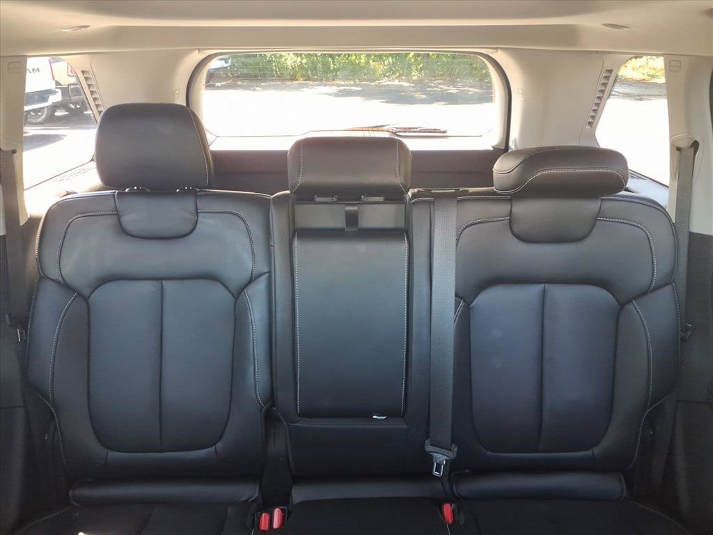 Used 2024 Jeep Grand Cherokee Limited 4xe image 20