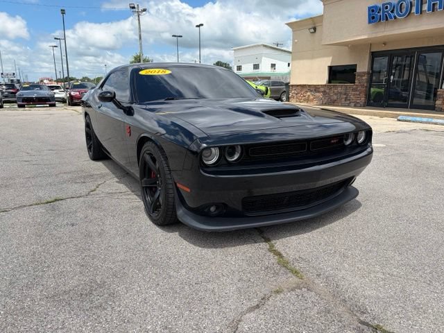 Used 2018 Dodge Challenger SRT w/ Technology Group RWD image 12