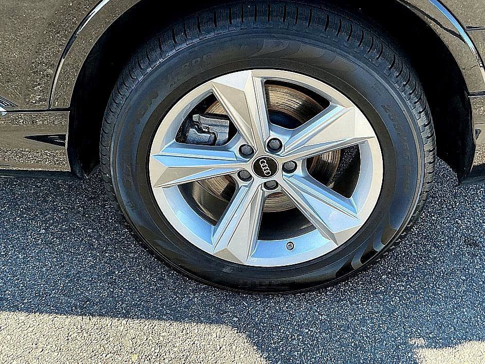 Used 2024 Audi Q7 2.0T Premium Plus image 8