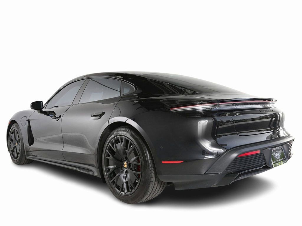 Used 2022 Porsche Taycan GTS image 6
