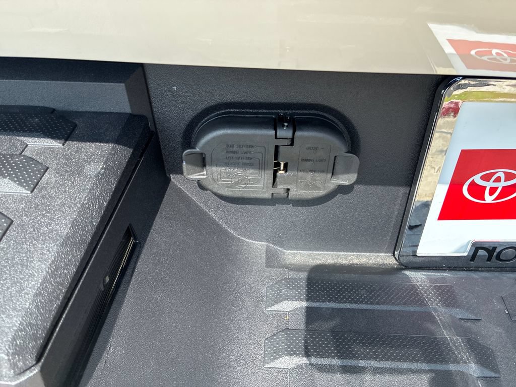 New 2026 Toyota Tundra Limited AWD/4WD image 44
