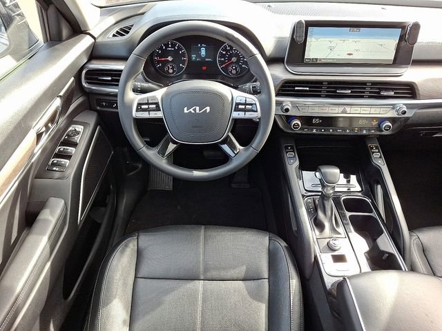 Used 2022 Kia Telluride EX w/ EX Premium Package image 12