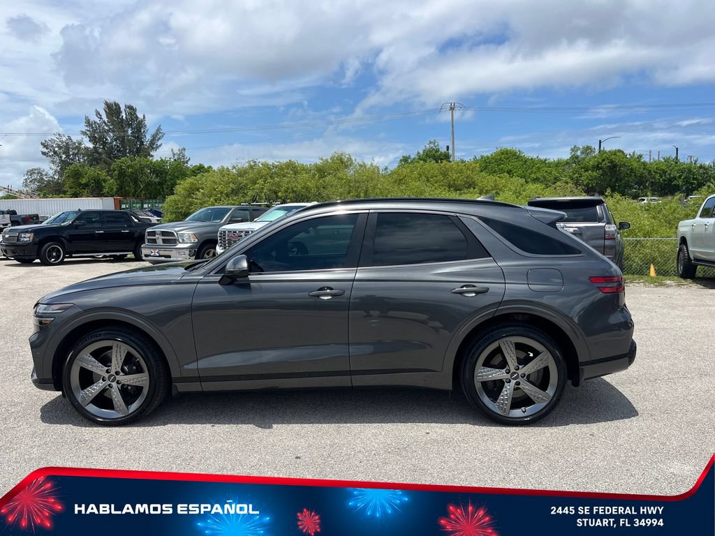 Used 2023 Genesis GV70 2.5T w/ Sport Prestige Package AWD/4WD image 4