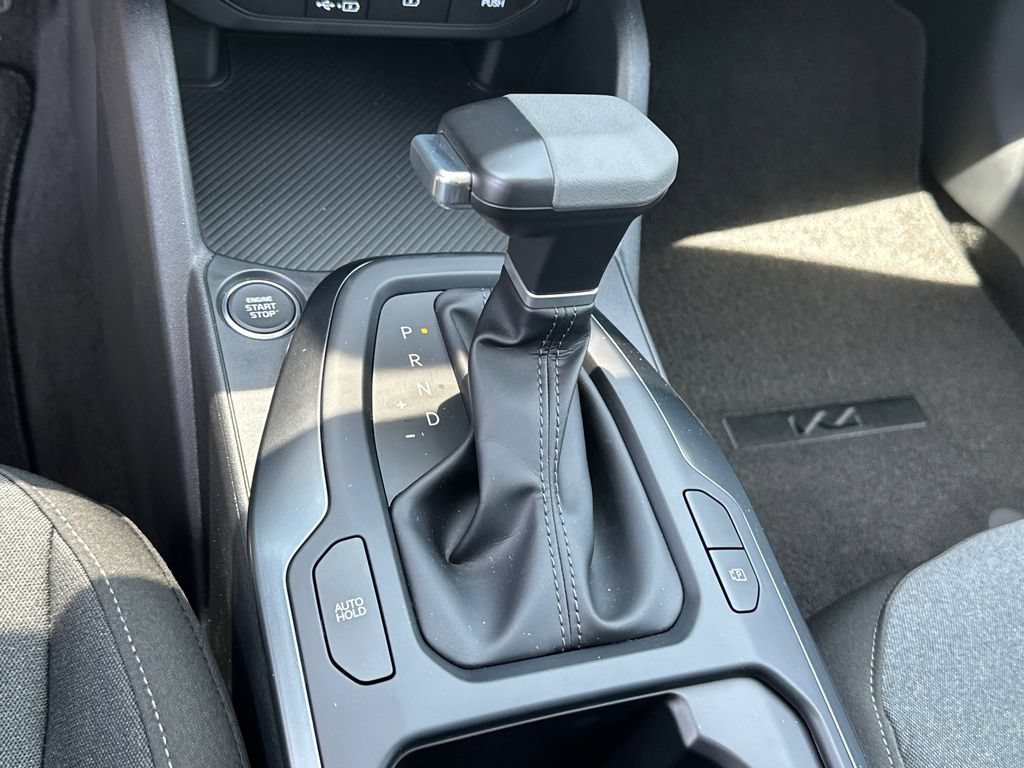 New 2026 Kia K4 FWD image 27