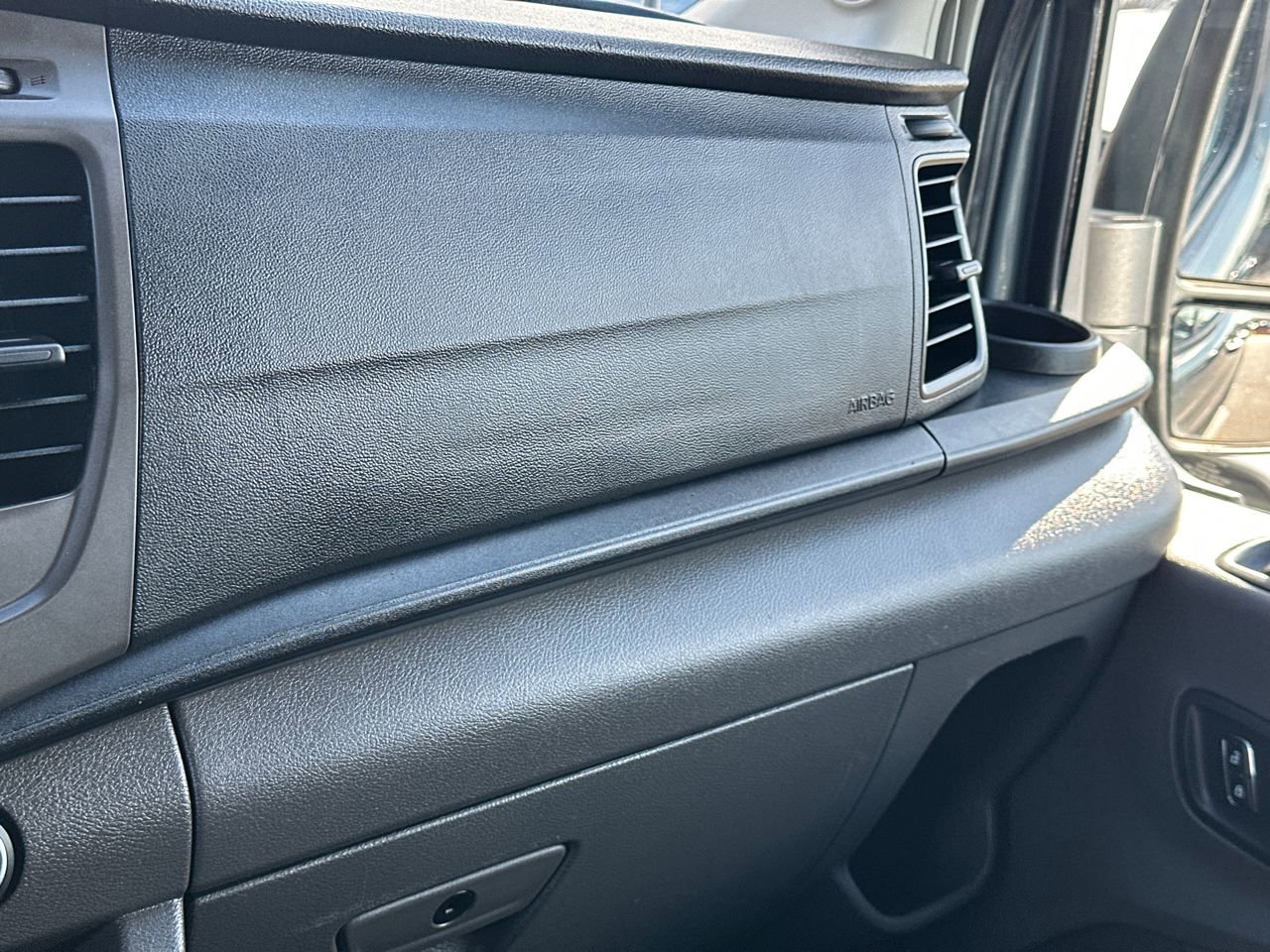 Used 2022 Ford Transit 350 XLT image 35