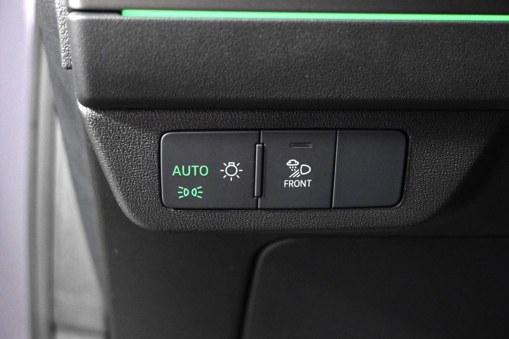 Used 2022 Audi Q4 e-tron Prestige image 24