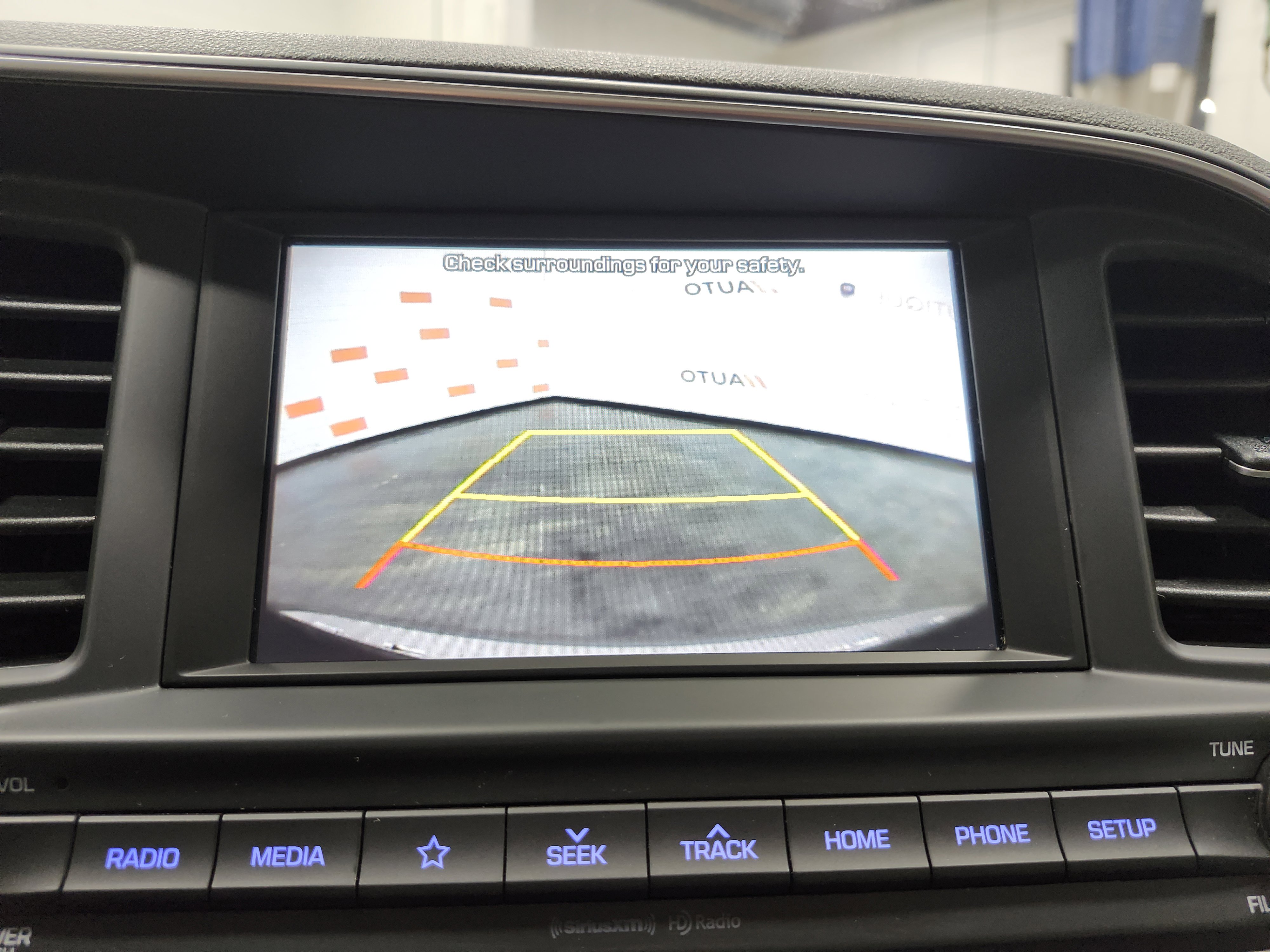 Used 2020 Hyundai Elantra SEL image 2