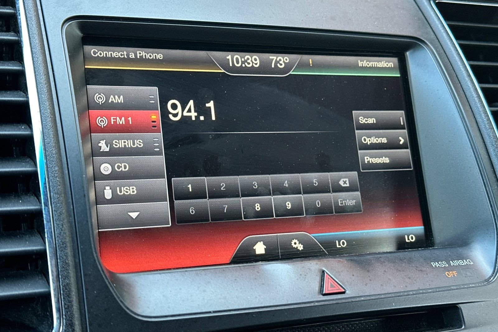 Used 2014 Ford Taurus Limited FWD image 19