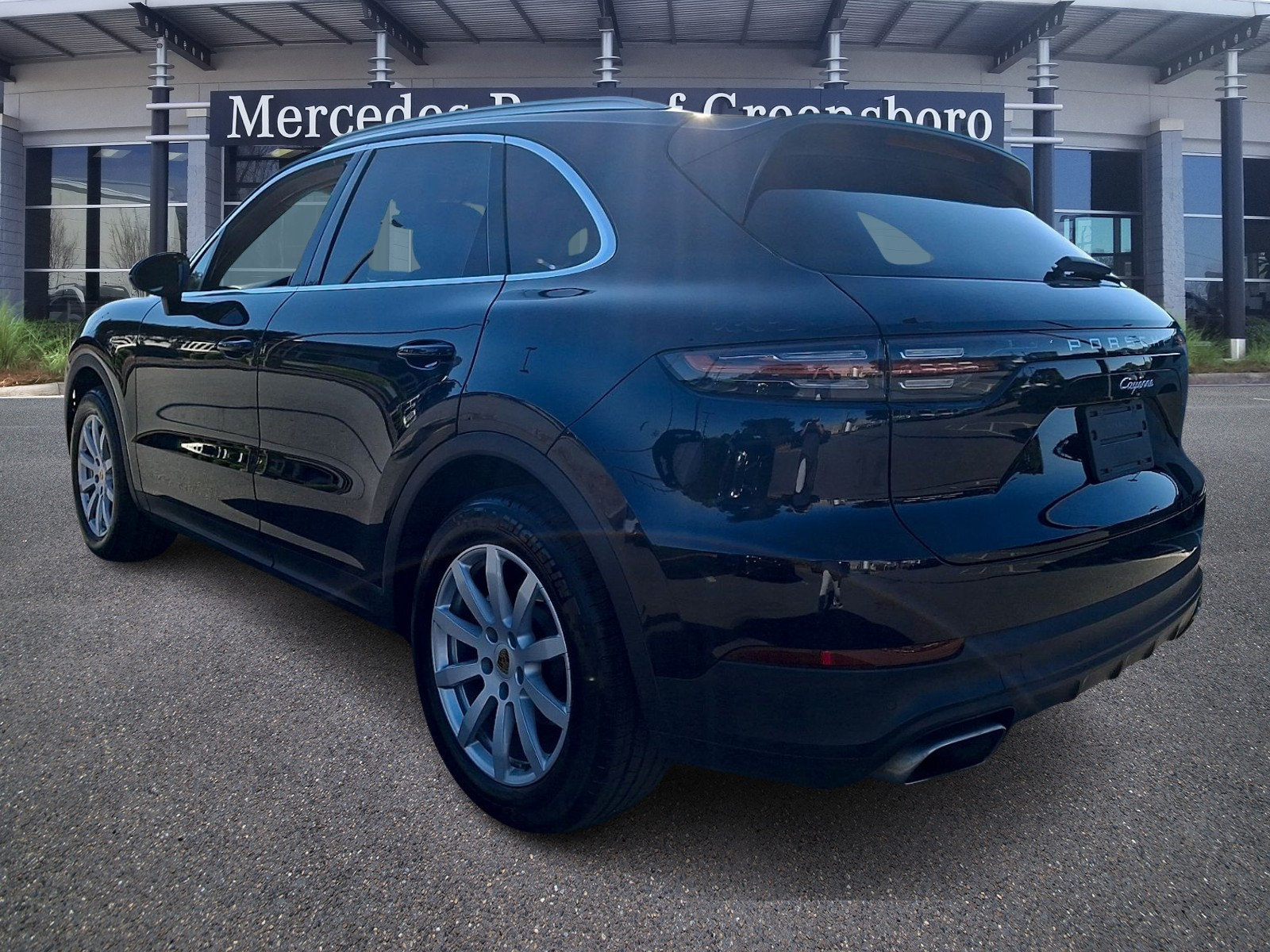 Used 2019 Porsche Cayenne AWD/4WD image 4