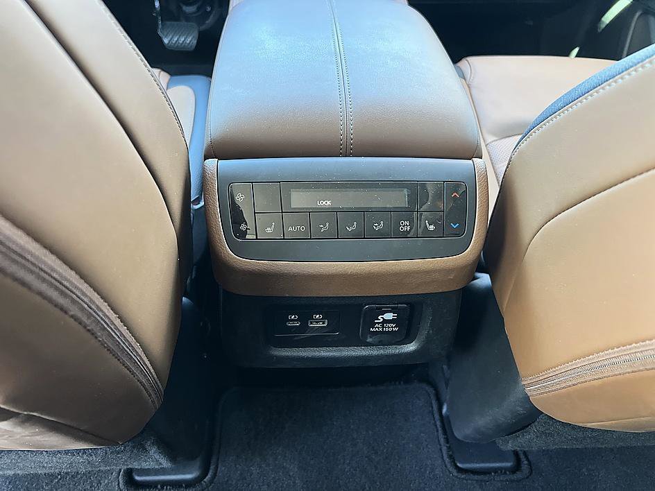 Certified 2025 Nissan Pathfinder Platinum w/ Cargo Package image 31