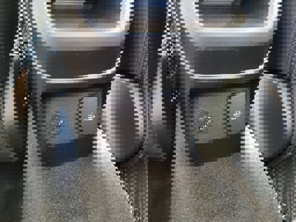 New 2025 Ford Ranger XLT w/ FX4 Off-Road Package image 39