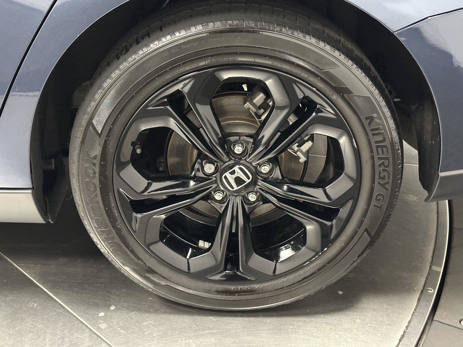 Certified 2025 Honda Accord SE image 19