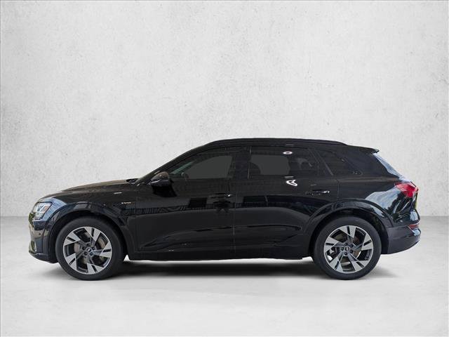 Used 2021 Audi e-tron Premium w/ Convenience Plus Package AWD/4WD image 9
