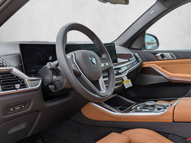 Used 2026 BMW X5 xDrive50e AWD/4WD image 3