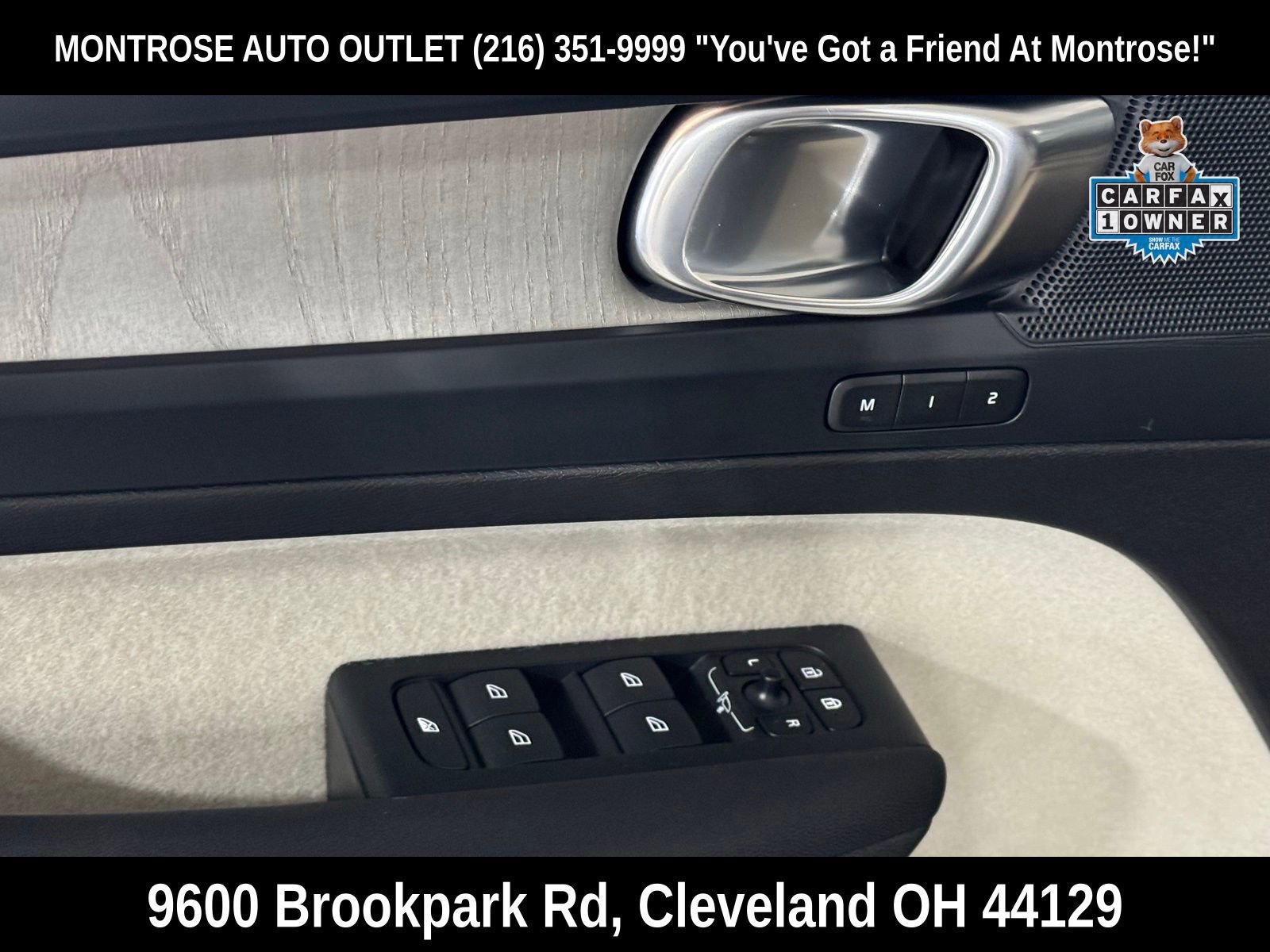 Used 2023 Volvo XC40 B5 Plus w/ Driver Assist Package image 12