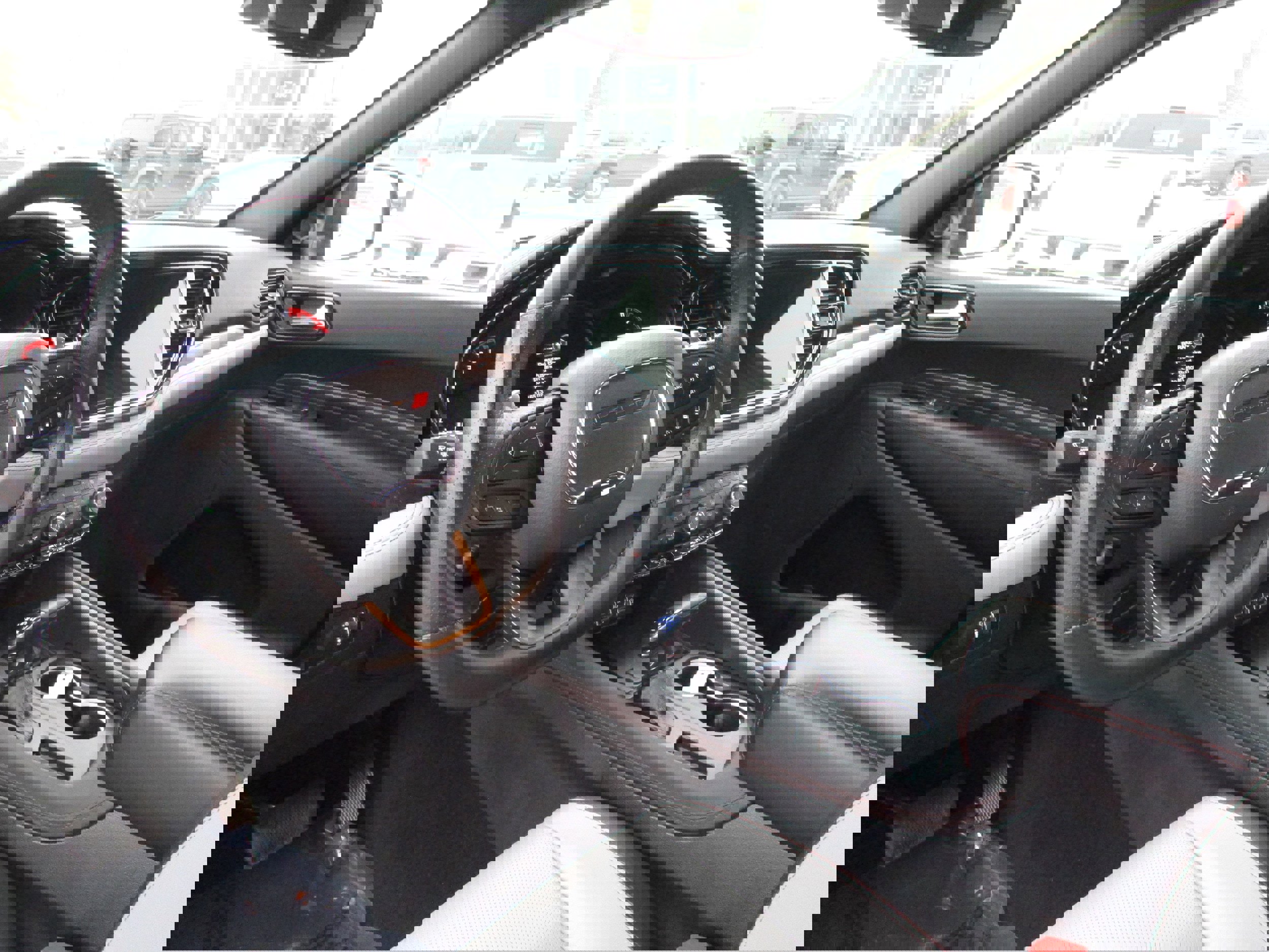 Used 2024 Dodge Durango GT image 15